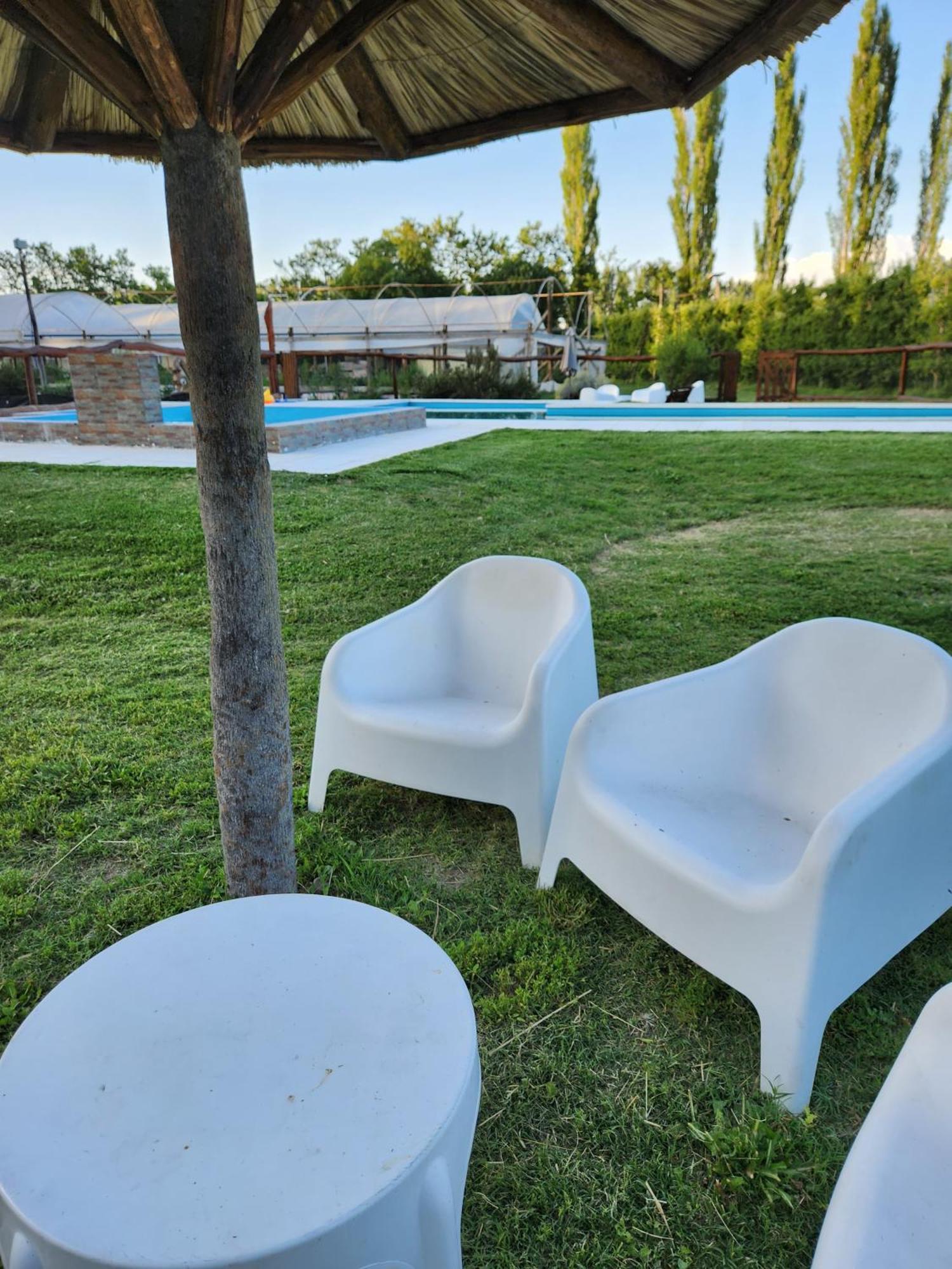 Casa De Campo Flor Dorada Centenario Extérieur photo