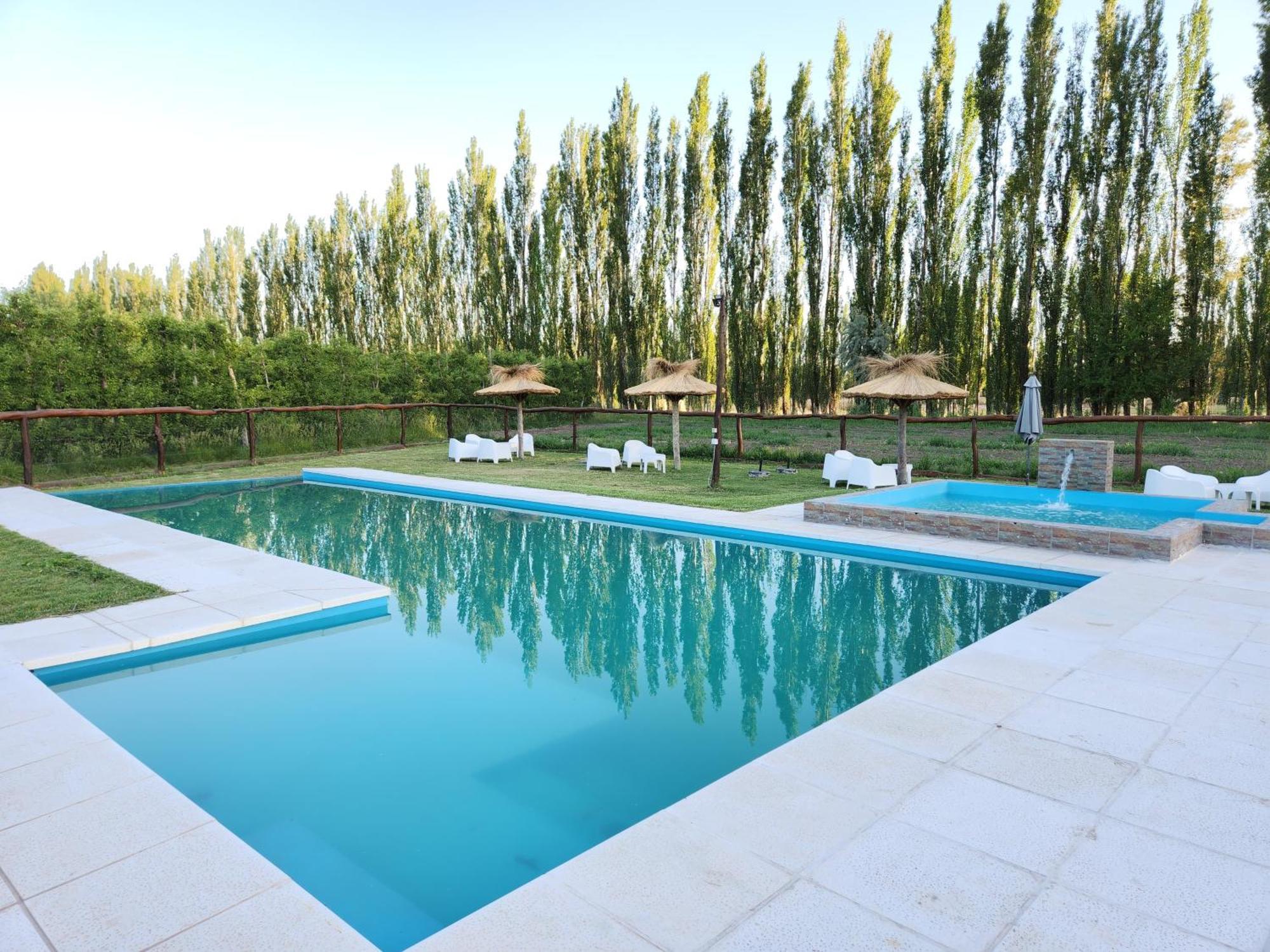 Casa De Campo Flor Dorada Centenario Extérieur photo